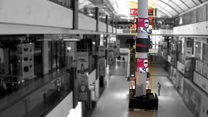 Connected digital media installation in a retail environment